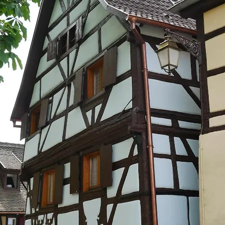 La Cour St-fulrad - Les 3* Saint-Hippolyte (Haut-Rhin)